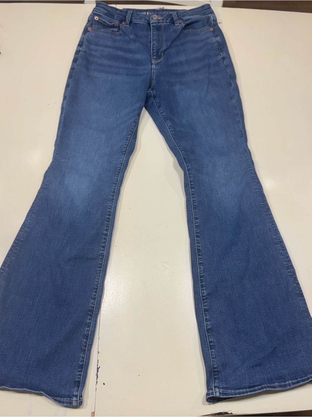 American Eagle Curvy Super High-Rise Flare Jeans (Size 8 Regular)